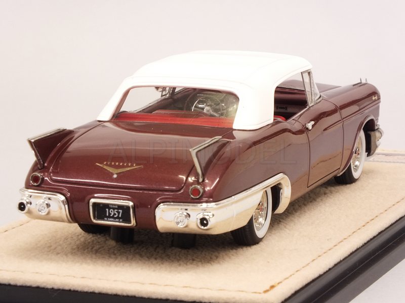Cadillac Eldorado Biarritz Cabriolet closed 1957 (Castille Marron Metallic) - stamp-models