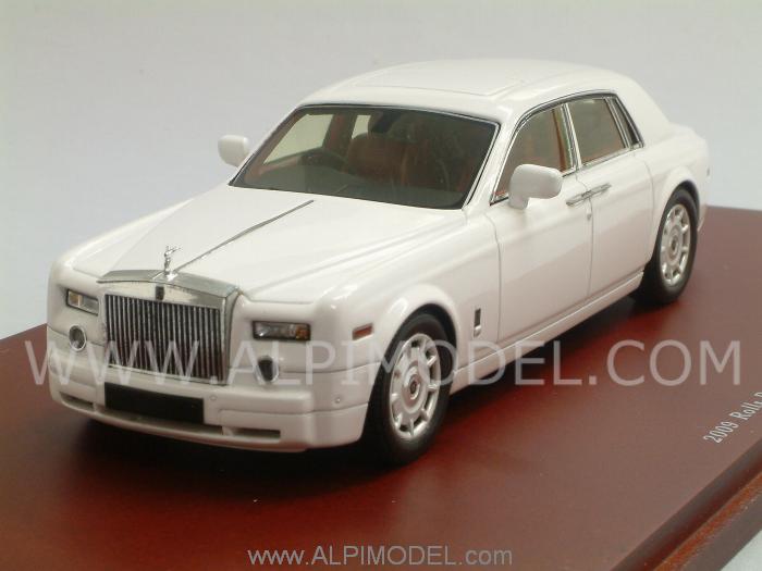 Rolls Royce Phantom 2009 (English White) by true-scale-miniatures