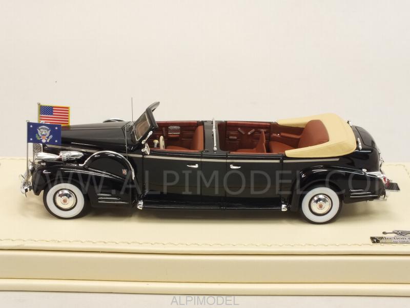 TRUE-SCALE-MINIATURES TSMCE154303 Cadillac Series 90 V16 Presidential  Limousine Queen Mary 1938 1/43