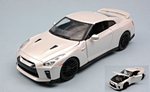 Nissan GT-R 2017 (White Pearl) by BURAGO.