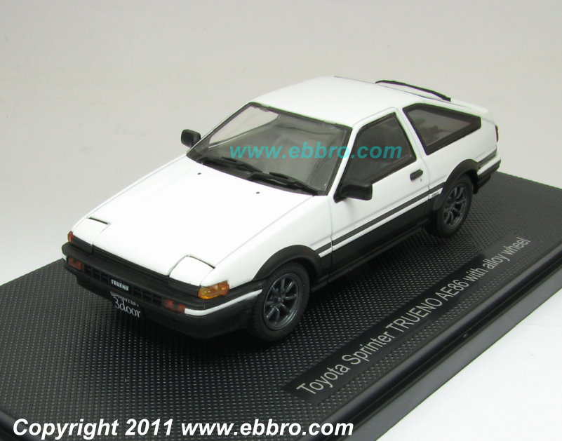 ebbro Toyota Sprinter Trueno 1983 White (1/43 scale model)