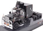 Mack R-Series 1966 truck With Rear Cabine (Black)