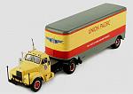 MACK B 61 Truck Union Pacific 1955 with trailer
