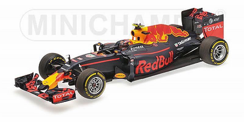 Red Bull RB12 2016 Daniil Kvyat by minichamps