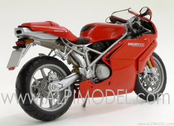 minichamps Ducati 999 Street Version (Red) (1/12 scale model)