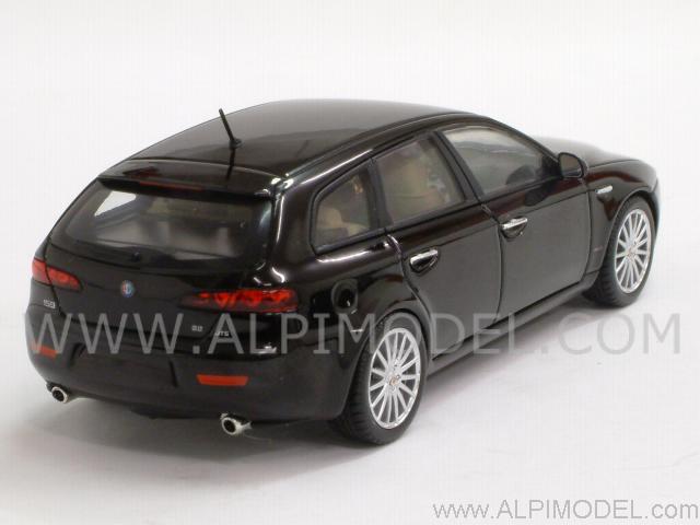 Alfa Romeo 159 Sportwagon 2006 (Black) by minichamps