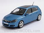 Opel Astra 2004 (Breeze Blue Metallic)