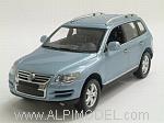 Volkswagen Touareg 2006 (Arctic Blue Silver Metallic)