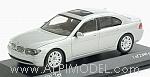 BMW Serie 7 2001 (Titan silver) Limited Edition - with engine details