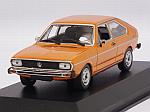 Volkswagen Passat 1975 (Orange) 'Maxichamps' Edition