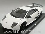 Lamborghini Murcielago LP670-4 SV 1/18 scale (Isis White) Gift box - leather base
