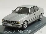 BMW M5 (E34) (Silver)