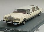 Lincoln Town Car Formal Stretch Limousine (White)
