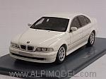 BMW 528 (E39) 2002 (White)