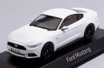 Ford Mustang 2016 (White)
