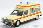 Mercedes Krankenwagen - German Ambulance