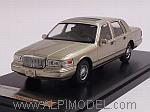 Lincoln Town Car 1996 (Champagne)